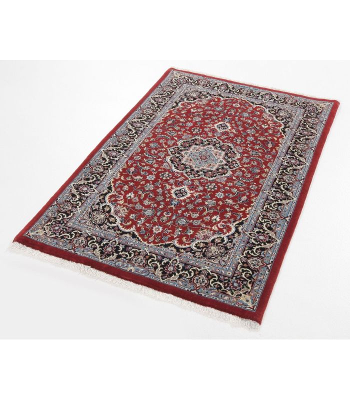 Ilam Sherkat on silk warp