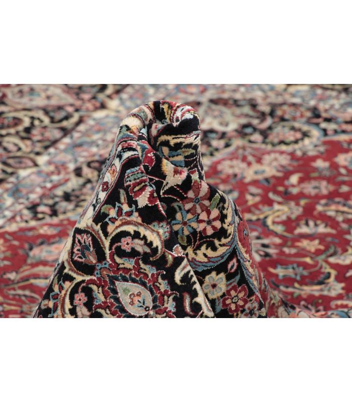 Ilam Sherkat auf Seide