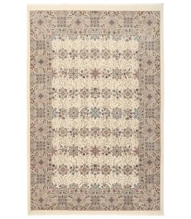 Ilam Sherkat on silk warp