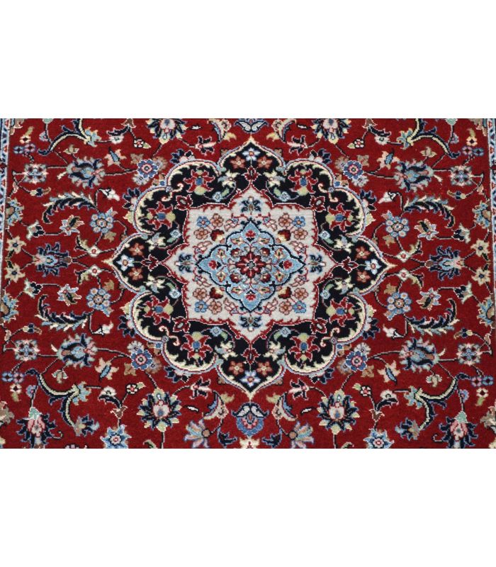 Ilam Sherkat on silk warp