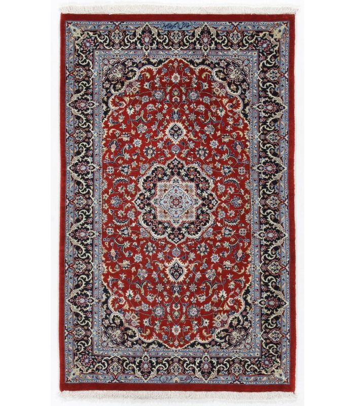 Ilam Sherkat on silk warp