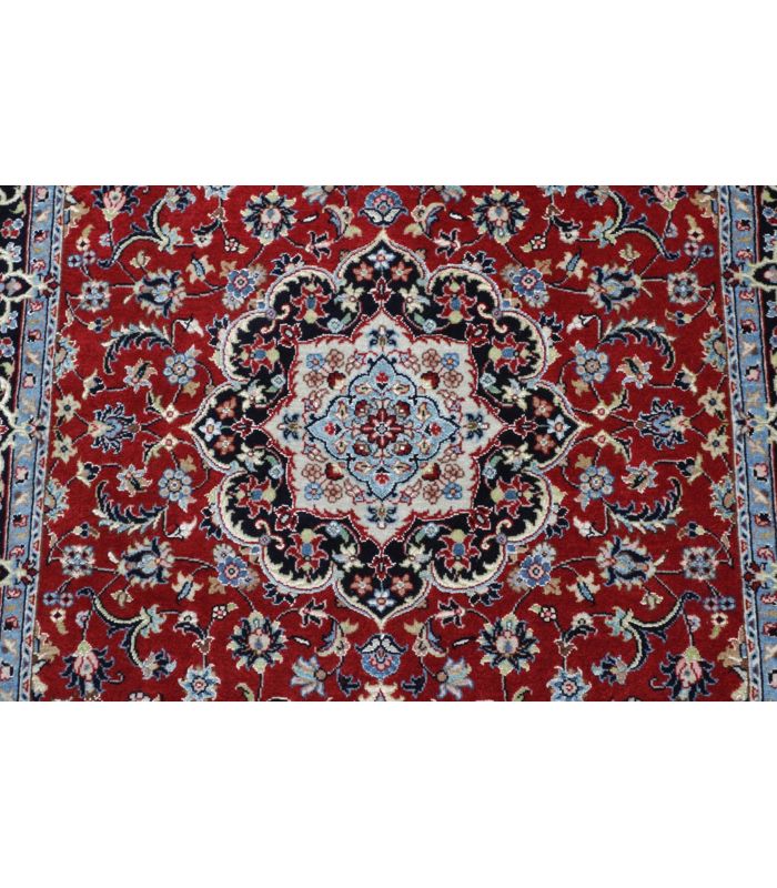 Ilam Sherkat on silk warp