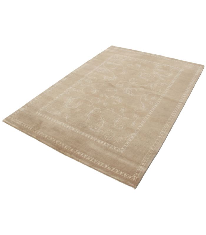 Taj Lori Silk