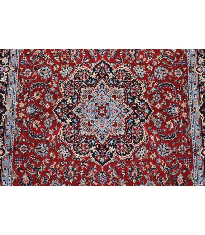 Ilam Sherkat on silk warp