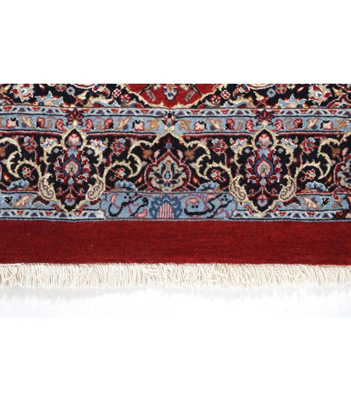 Ilam Sherkat on silk warp