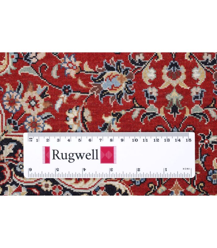 Ilam Sherkat on silk warp