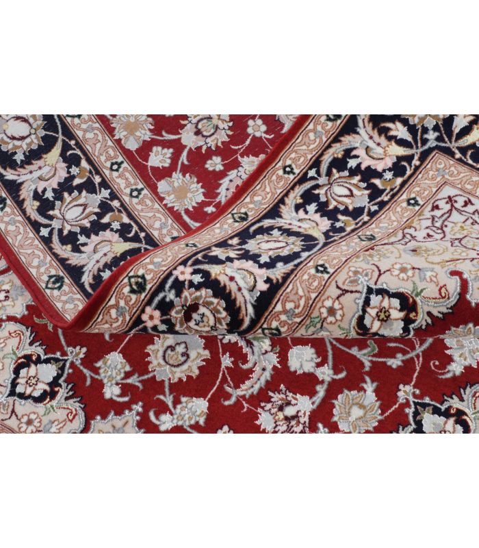 Isfahan on silk warp