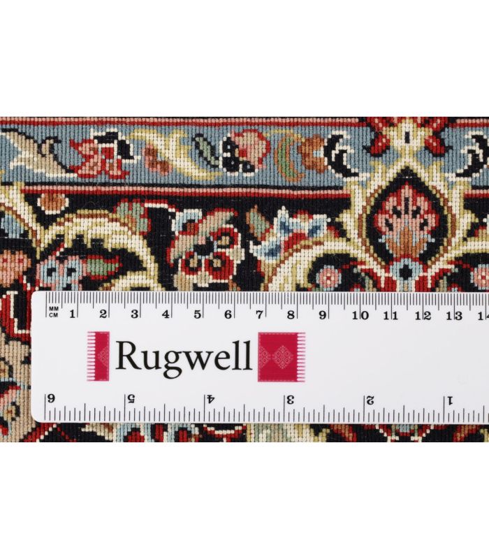 Ilam Sherkat on silk warp