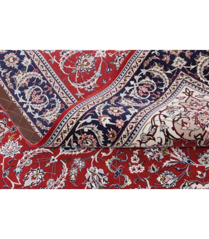 Isfahan on silk warp