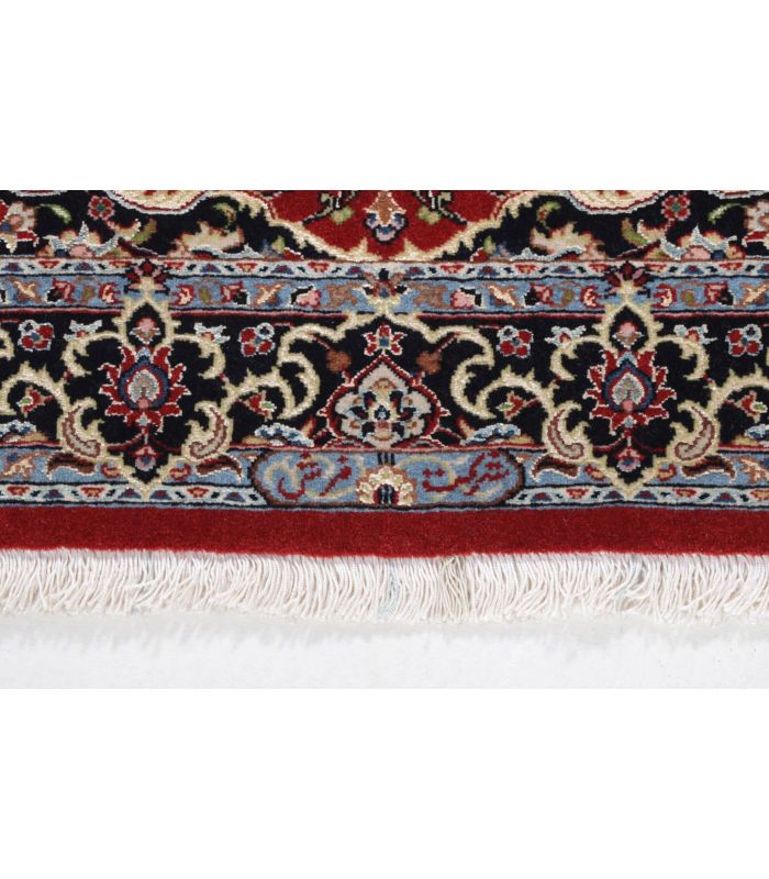 Ilam Sherkat auf Seide