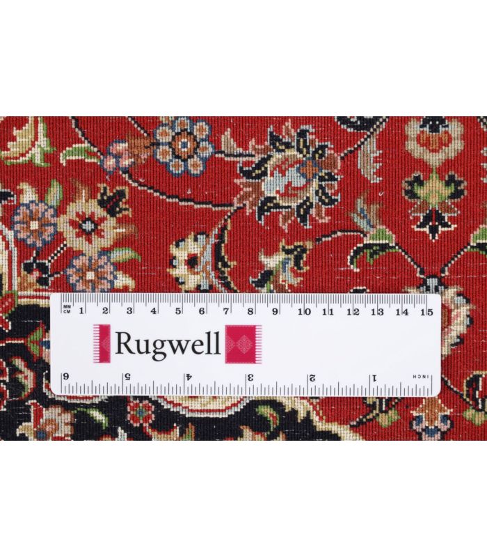 Ilam Sherkat auf Seide