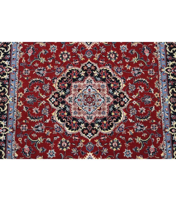 Ilam Sherkat on silk warp