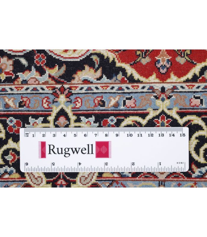 Ilam Sherkat on silk warp