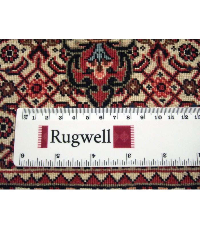 Bidjar with silk contours