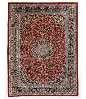 Ilam Sherkat on silk warp
