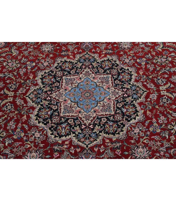 Ilam Sherkat auf Seide