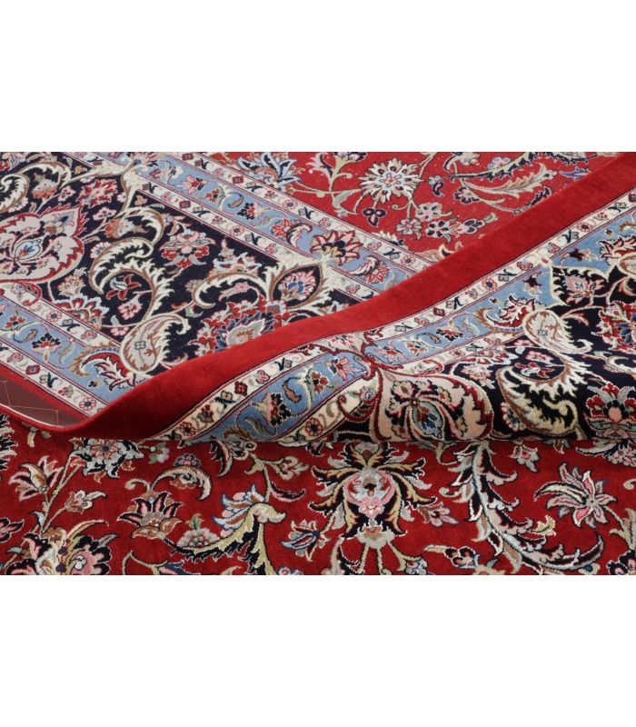 Ilam Sherkat auf Seide