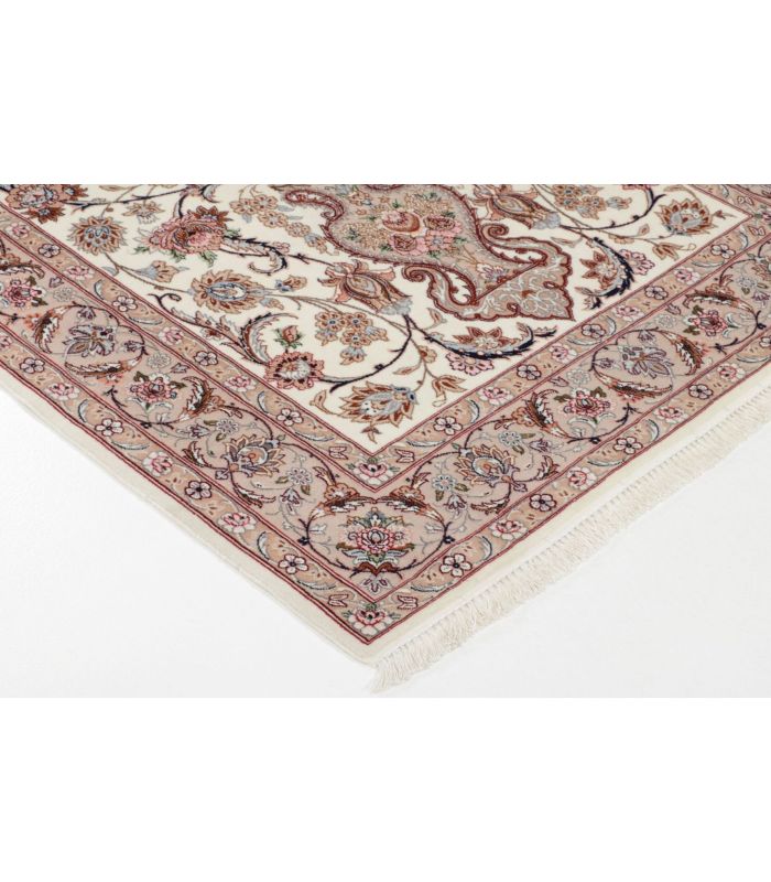 Isfahan on silk warp