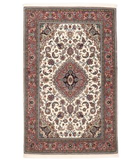 Ilam Sherkat on silk warp