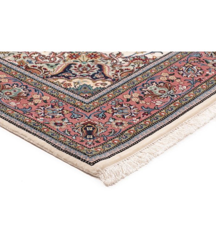 Ilam Sherkat auf Seide