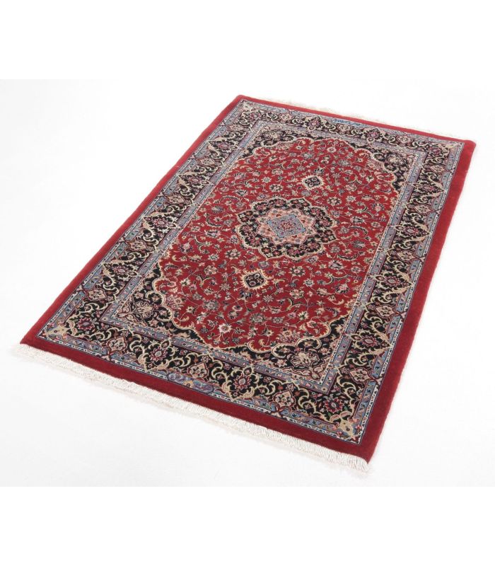 Ilam Sherkat auf Seide