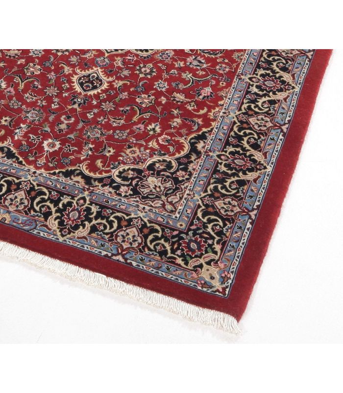 Ilam Sherkat auf Seide