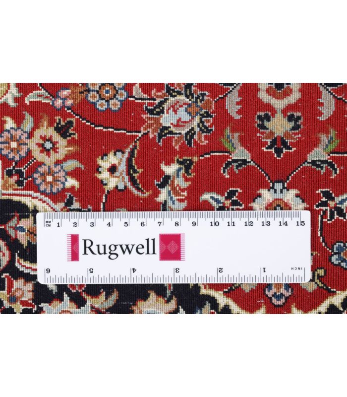 Ilam Sherkat auf Seide