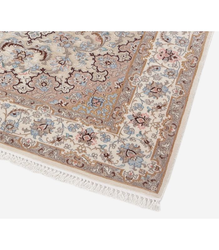 Isfahan on silk warp