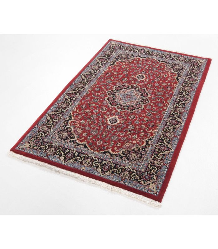 Ilam Sherkat on silk warp