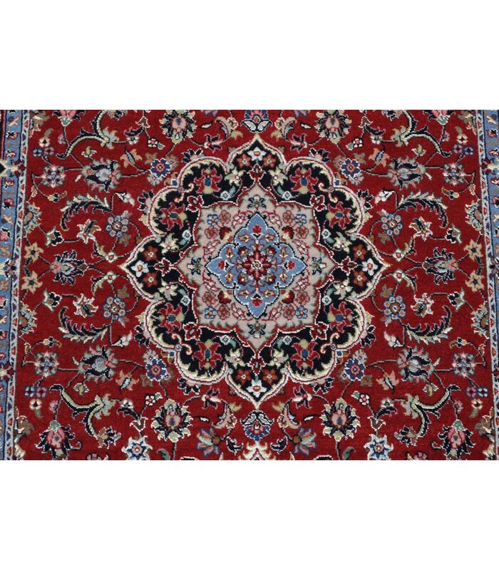 Ilam Sherkat on silk warp