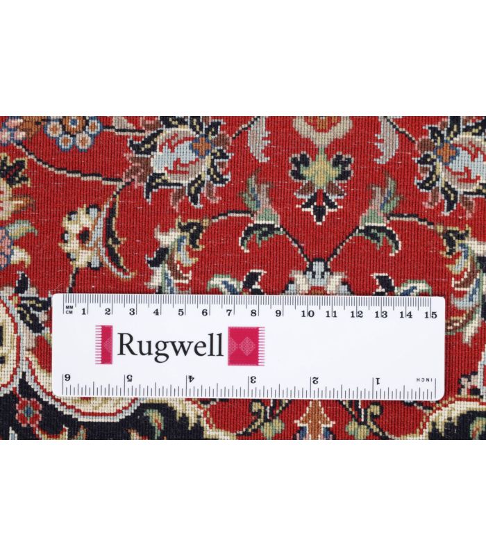 Ilam Sherkat on silk warp