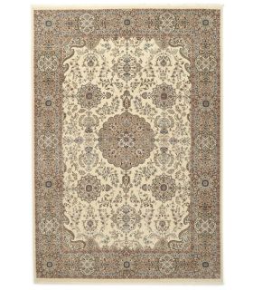 Ilam Sherkat on silk warp