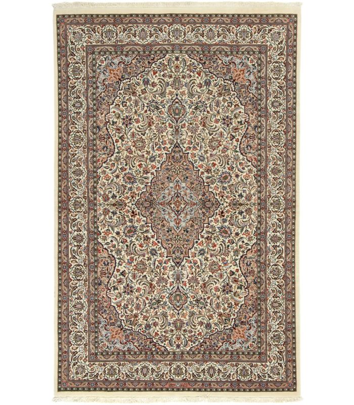 Ilam Sherkat on silk warp