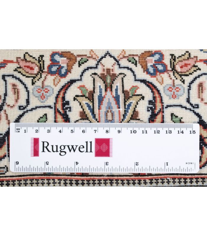 Ilam Sherkat on silk warp