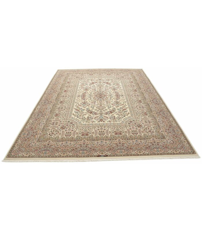 Ilam Sherkat auf Seide