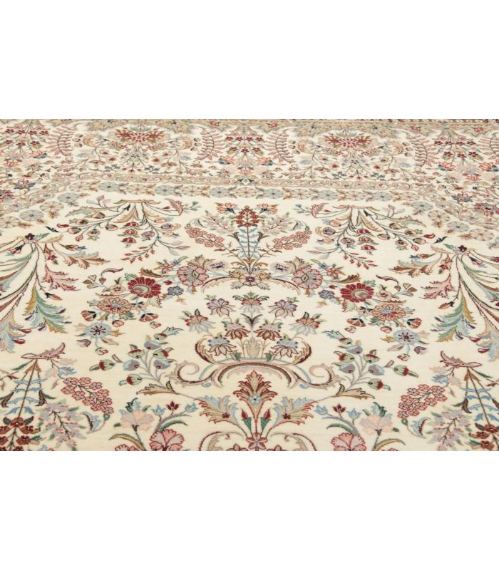 Ilam Sherkat auf Seide