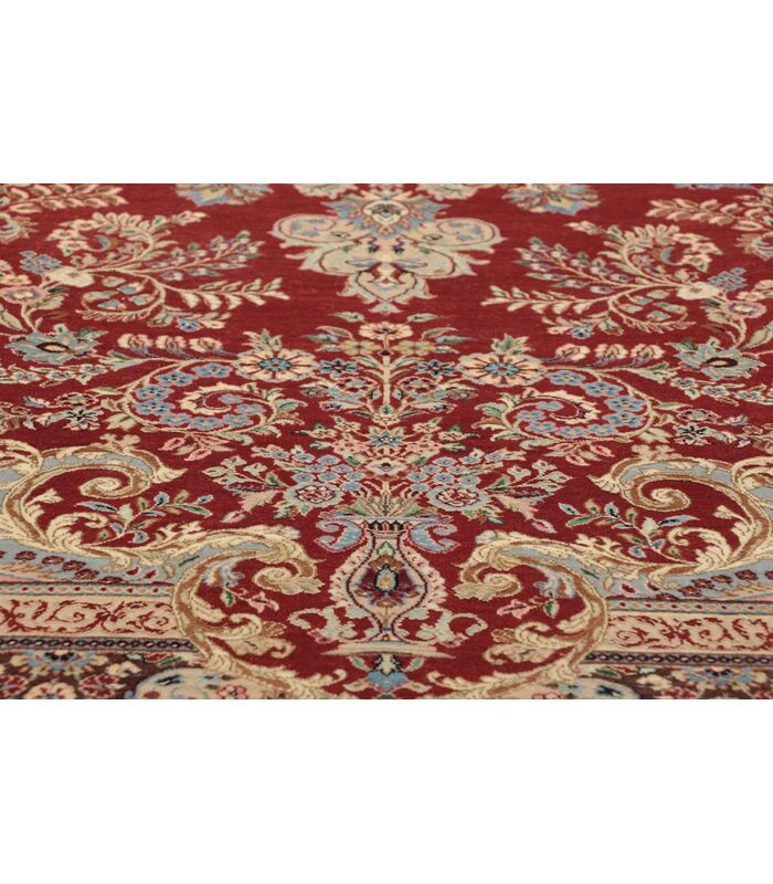 Ilam Sherkat on silk warp