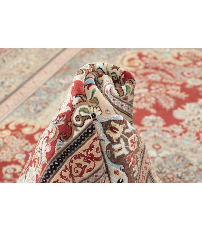 Ilam Sherkat on silk warp