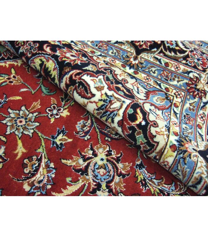 Ilam Sherkat on silk warp