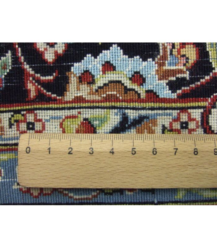 Ilam Sherkat on silk warp