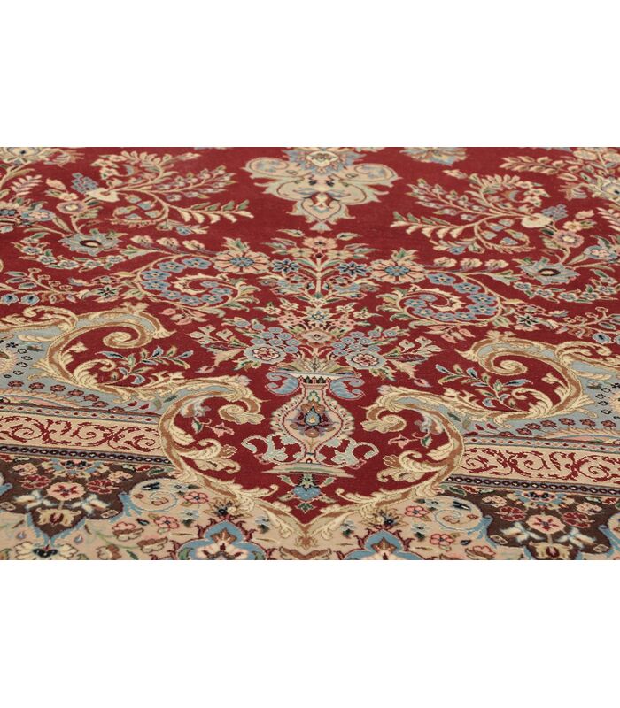 Ilam Sherkat auf Seide