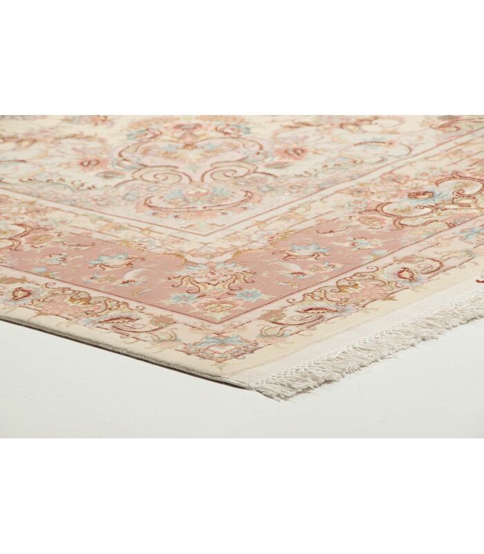 Tabriz 50raj on silk warp