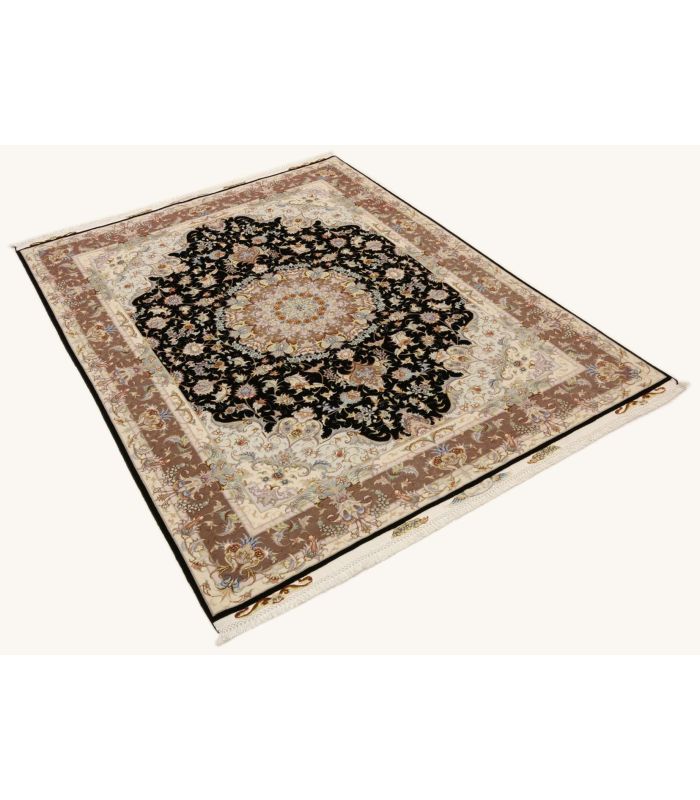 Tabriz 50radj auf Seide