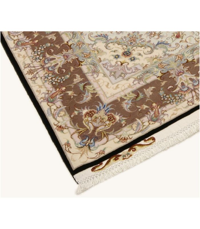 Tabriz 50radj auf Seide