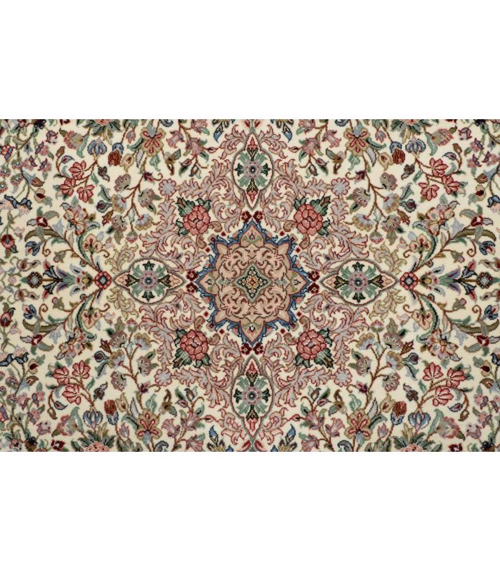 Ilam Sherkat auf Seide