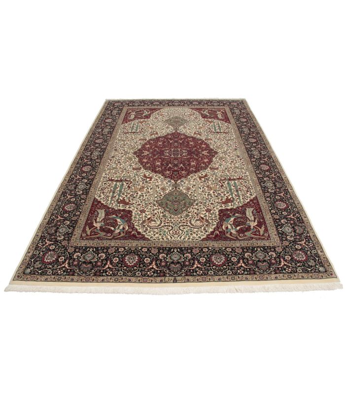 Ilam Sherkat on silk warp