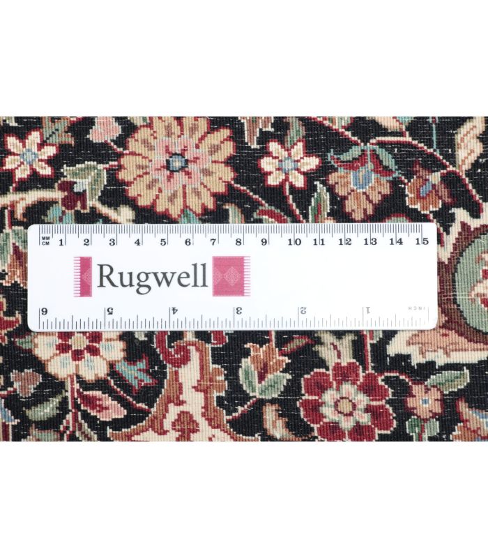 Ilam Sherkat on silk warp