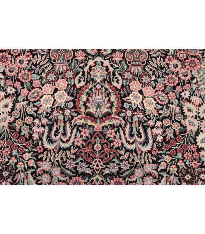 Ilam Sherkat auf Seide