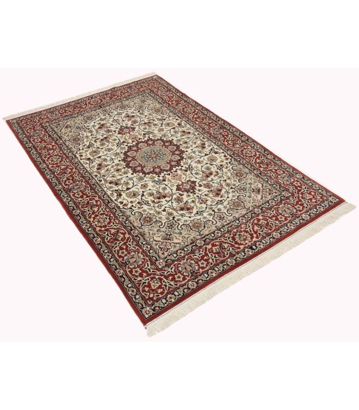 Isfahan on silk warp