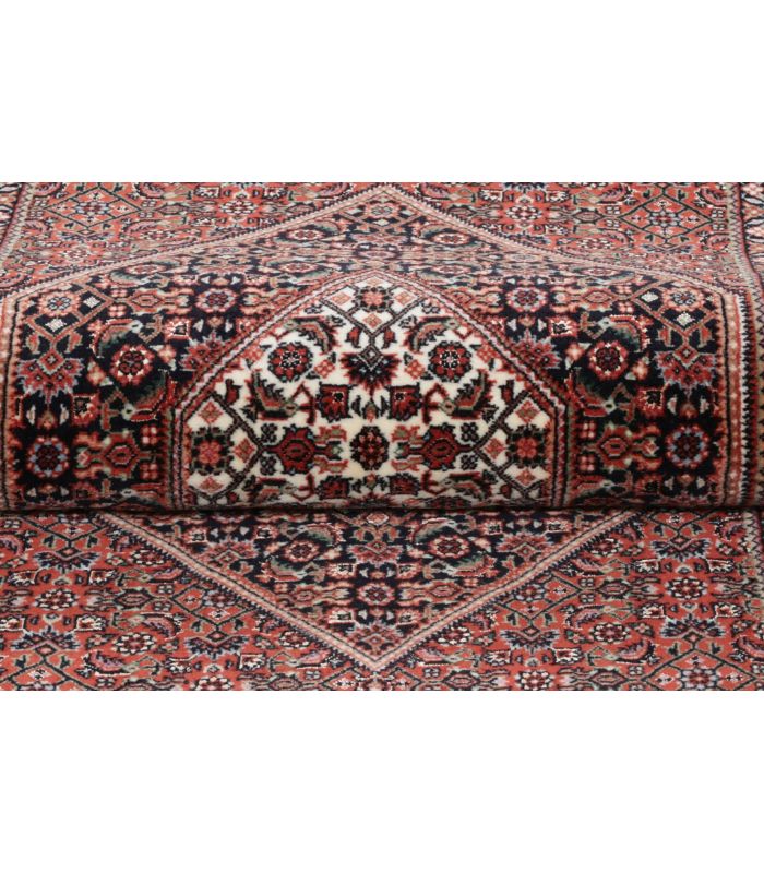 Bidjar with silk contours